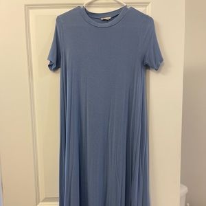 Women’s small periwinkle dress
